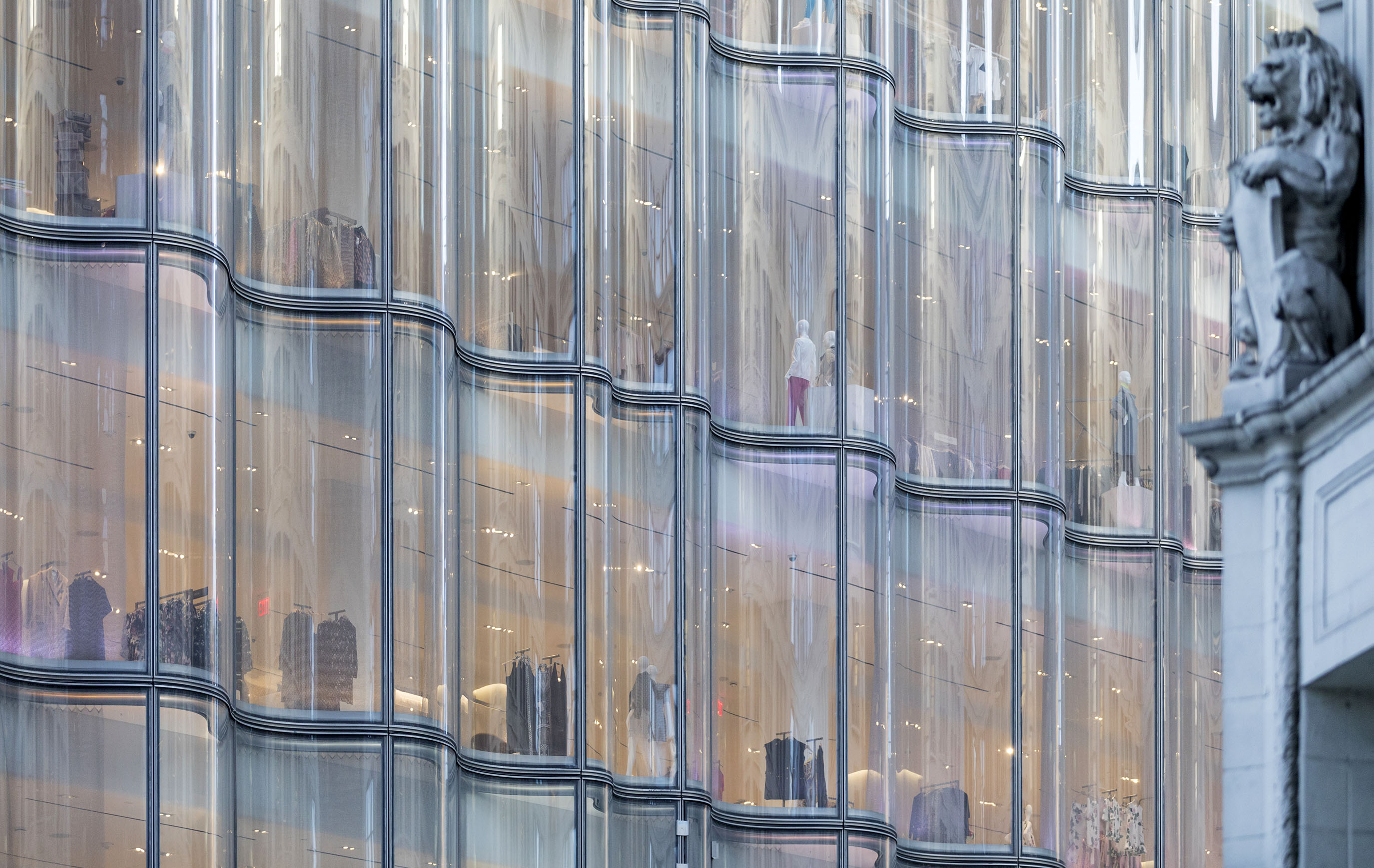 Nordstrom Opens NYC Flagship Featuring Waveforms Facade by James Carpenter  Design Associates - Interior Design